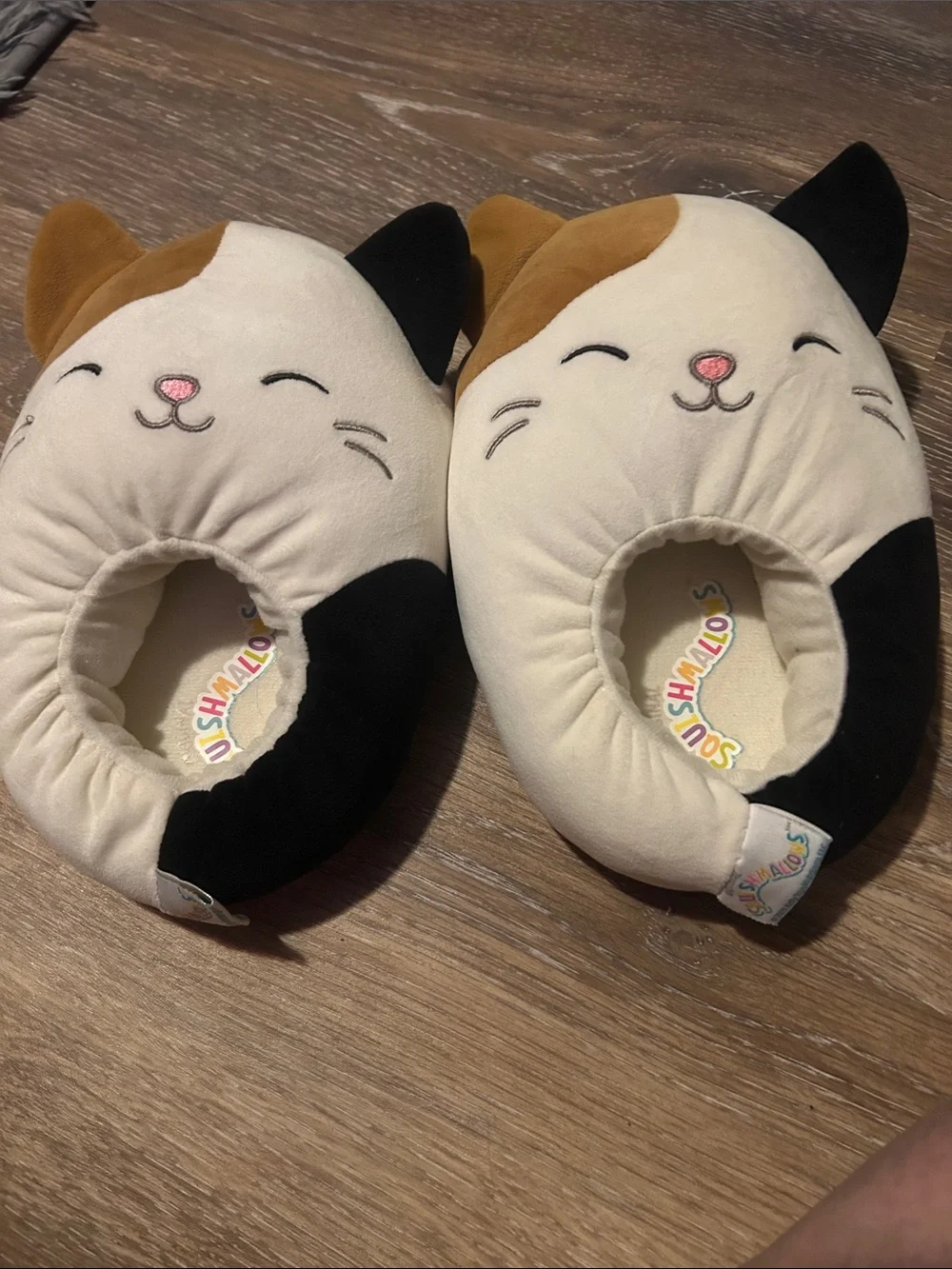Squishmallows Kids Cat Slippers in Cream, Black & Brown